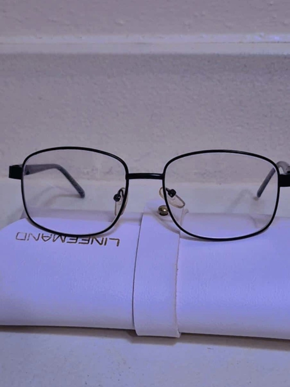 Slim Black Metal Square Glasses for Men - Unbranded